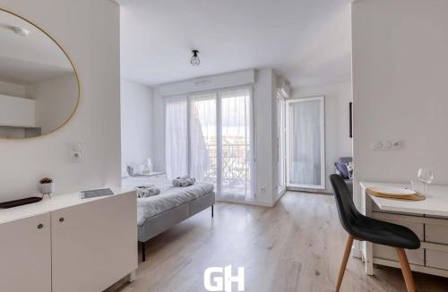 Les Ponceaux Apartment | Le Season - Bel appartement - Proche Disney & Paris RER E