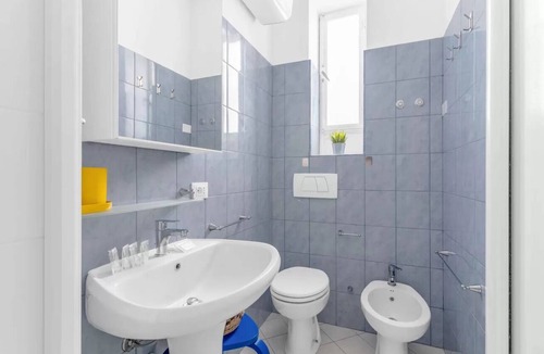 NoLo Apartment | LE16 [Cathedral-Loreto] Central Modern
