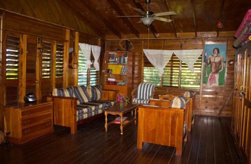 Little Bay House | Little Bay Beach House