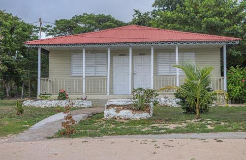 Little Bay Cabin | Little Bay Hideaway