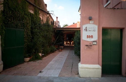 Roverchiara Hotel | LOCANDA LE 4 CIACOLE