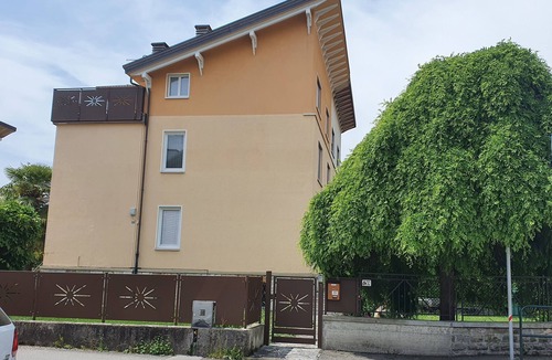 Belluno House | Locazione Glicine with 3 rooms for 4 guests with private parking and garden.