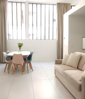 14th Arrondissement Apartment | Loft Moderne et Lumineux