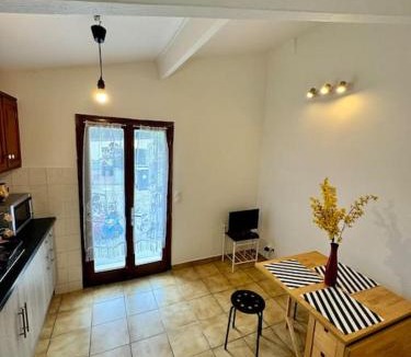 Gagny Apartment | Logement avec 1 chambre