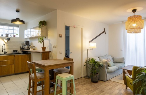 Montreuil Apartment | Logement Familial Avec Terrasse et Parking Sécurisé
