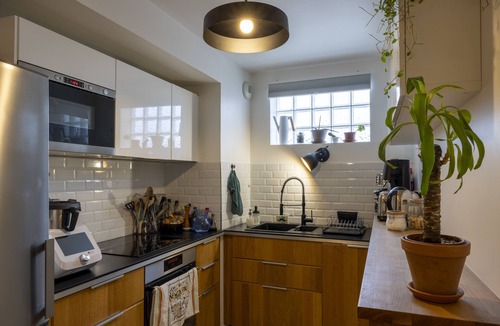 Montreuil Apartment | Logement Familial Avec Terrasse et Parking Sécurisé