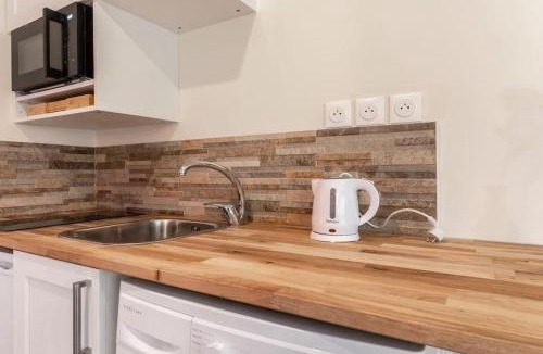Villeneuve-le-Roi Apartment | Love Room avec Jacuzzi, Le Saccard