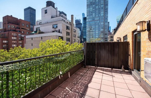 Sutton Place Apartment | Lovely 1 BR Apartment