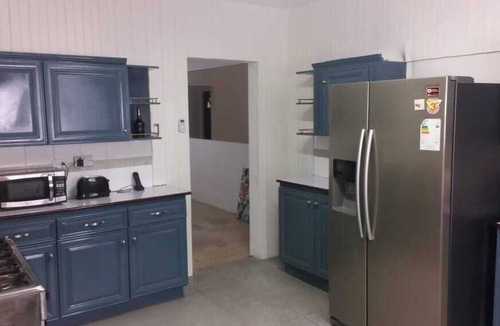 Windsor Castle House | Lovely 4-Bed House in beautiful Portland