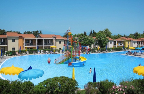 Cavalcaselle Apartment | Lovely apartment for 6 guests with WIFI, A/C, pool, TV and balcony