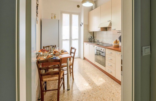 Pavia Apartment | Lovely apartment for 4 people with WIFI, A/C, TV, terrace and panoramic view