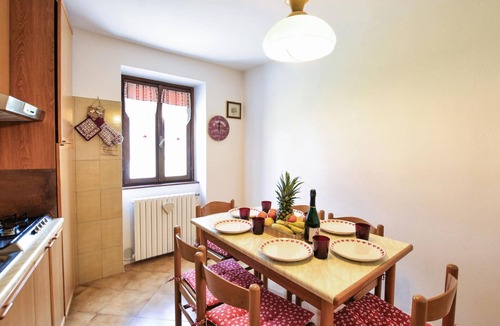 Valtellina Apartment | Lovely apartment in Samolaco with WiFi