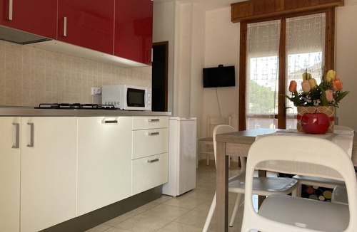 Rosapineta Apartment | Lovely flat in the center of Rosolina Mare