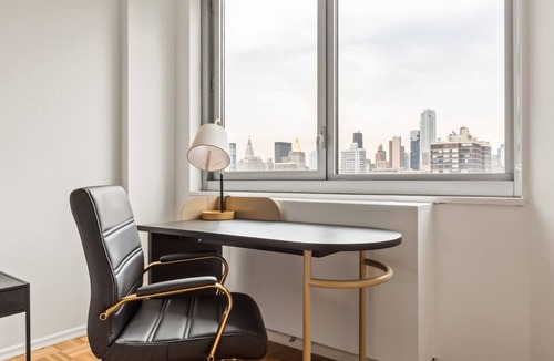 Kips Bay Apartment | Lovely Murray Hill 2BR w/W/D & Doorman, near Hospital, by Blueground