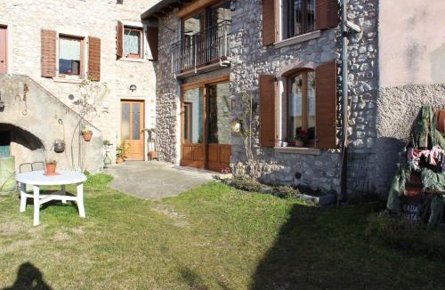 Albisano Apartment | Lovelyflat II Albisano