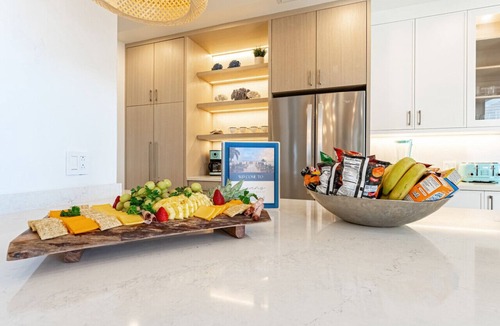 Nassau Apartment | Luxe 3 BR: Beachfront Suite Next to Baha Mar