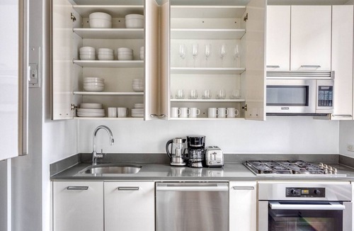 Sutton Place House | Luxe Midtown East 5BR w/W/D & Balconies, nr Central Park, by Blueground