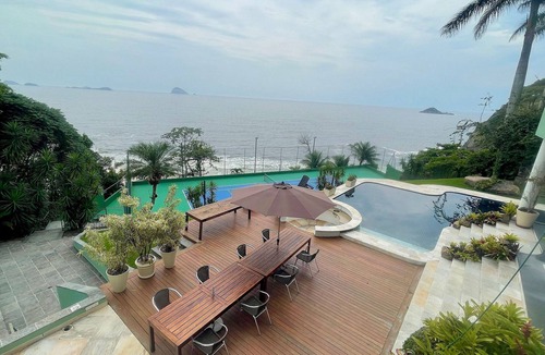 Sao Conrado House | LuxoBrasil #RJ740 Vila São Conrado 05 Suites Sea View Vacation Rentals