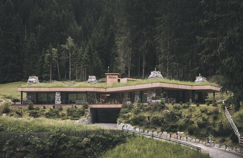 Racines Ski Chalet | Luxurious Chalet in the Racines forest with private jacuzzi