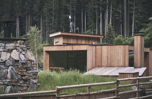 Racines Ski Chalet | Luxurious Chalet in the Racines forest with private jacuzzi
