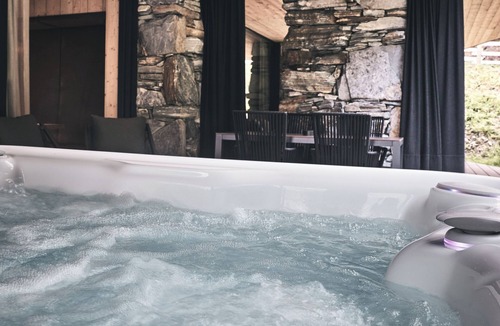 Racines Ski Chalet | Luxurious Chalet in the Racines forest with private jacuzzi