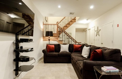 Wingate Apartment | Luxurious Duplex Condo in the Heart of Brooklyn