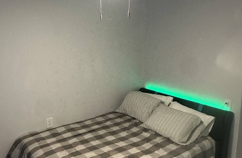 Brooklyn Apartment | Luxurious One Bedroom Apartment located at the Flatbush area