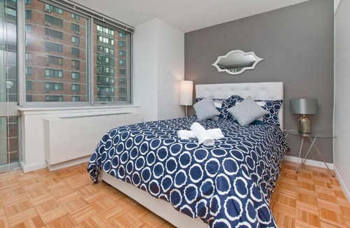 Lincoln Square Apartment | Luxurious Two Bedroom Apartment in Doorman Building - Lincoln Center