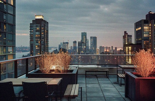 Chelsea Apartment | Luxury 2 Bed/2 Bath NYC Apartment with Stunning Rooftop Views + parking spot