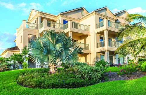 Rokers Point Villa | Luxury 3-Bedroom Residence with Resort Amenities