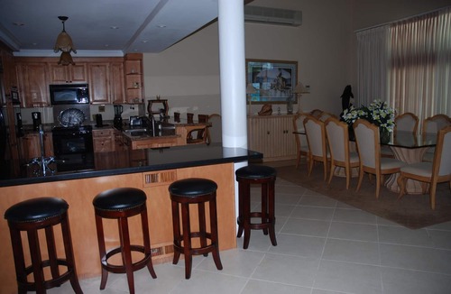 Paradise Island Villa | Luxury 5 Bedroom Ocean Front Villa
