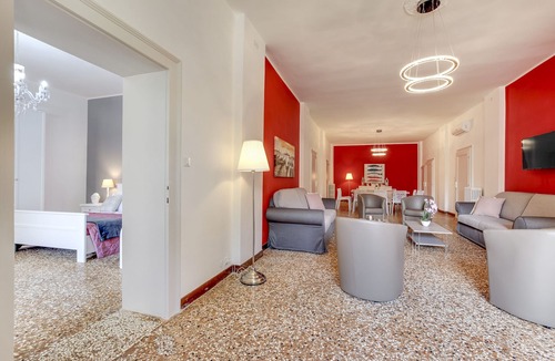 Dorsoduro Apartment | Luxury Apartment ideal for large families and groups - Accademia area