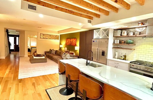 Ocean Hill House | Luxury Extended Stays. King Beds. 3 Bedrooms. Manhattan 20 Mins. 5 Subway Lines