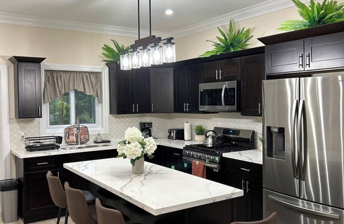Farmer's Hill Apartment | Luxury Exuma 2bdrm Apartment #1
