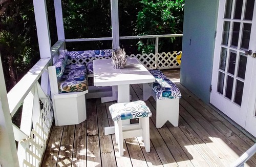 George Town Apartment | Luxury garden apartment located in the serene Bahama Sound 18, Georgetown