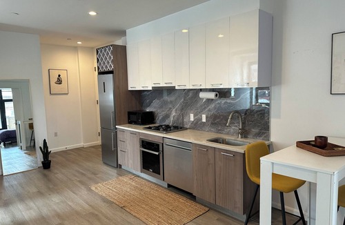 Lower East Side Apartment | Luxury in Little Italy: private balcony