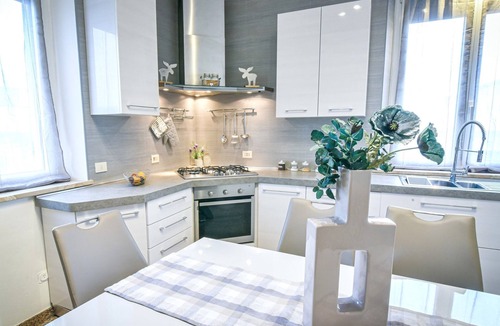 Castelnuovo del Garda Apartment | Luxury & Relax Apartment
