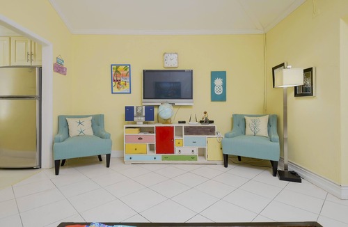 Paradise Island Villa | Ma's Hideaway paradise