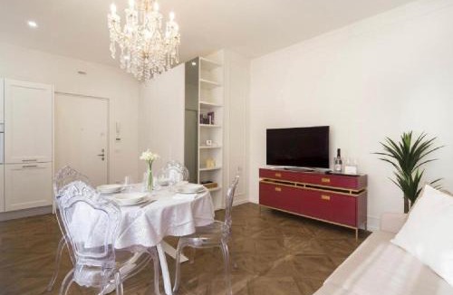 Cittadella Apartment | Madonna Montecchi Luxury Suite in Verona