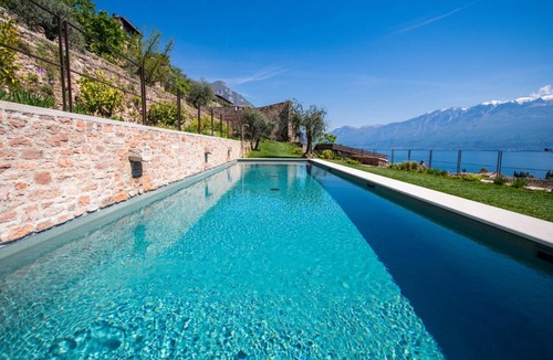 Villavetro Apartment | Maison Selva - Torre Limonaia hideaway with pool and private SPA