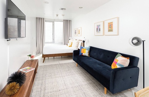 Turtle Bay Apartment | Manhattan loft Studio located Midtown NYC! #303