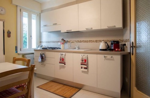 Treviso Apartment | Mariposa[30'from Venice] Free parking in luxury garden