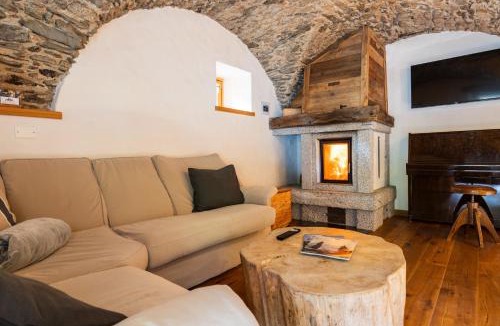 Carisolo Ski Chalet | Maroc Mountain Chalet