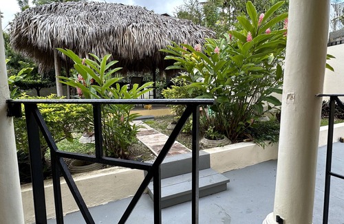 Whitehouse Apartment | Marvette s luxury two bedrooms villa