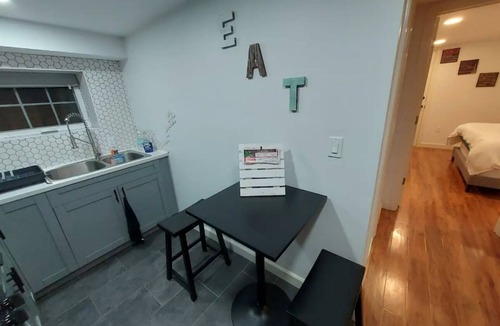 Westerleigh Apartment | Medical Residents no cleaning fee Private Entrance Full Brand New Apartment