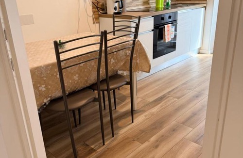 Stazione Apartment | Melannie's Apartment 2