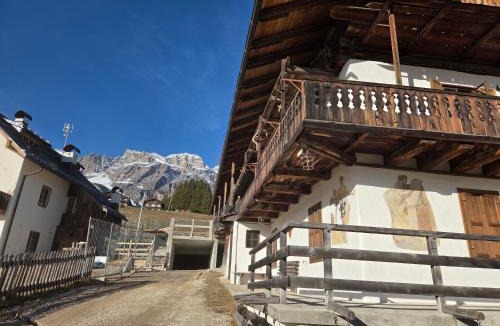 Cortina d'Ampezzo Apartment | Meleres 11