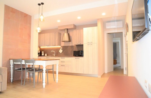 Lazise Apartment | "MELOGRANO" Charming Apartment with Pool in Lazise on Lake Garda.