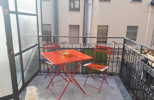 Stadera Apartment | Milan Railing House, Convenient for Navigli & City Center