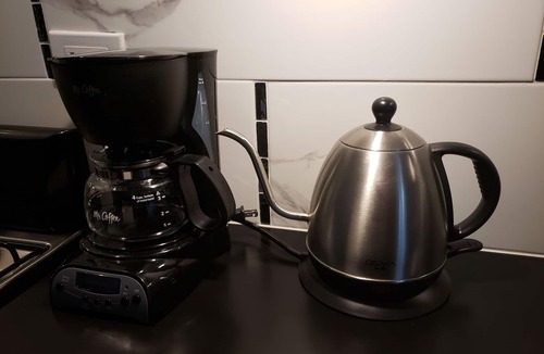 Jack's Hill Hotel | Millsborough B&B